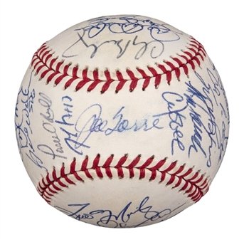 1999 New York Yankees World Series Champion Team Signed OML Selig World Series Baseball With 32 Signatures Including Jeter, Clemens, Rivera, Williams & Torre (Beckett)